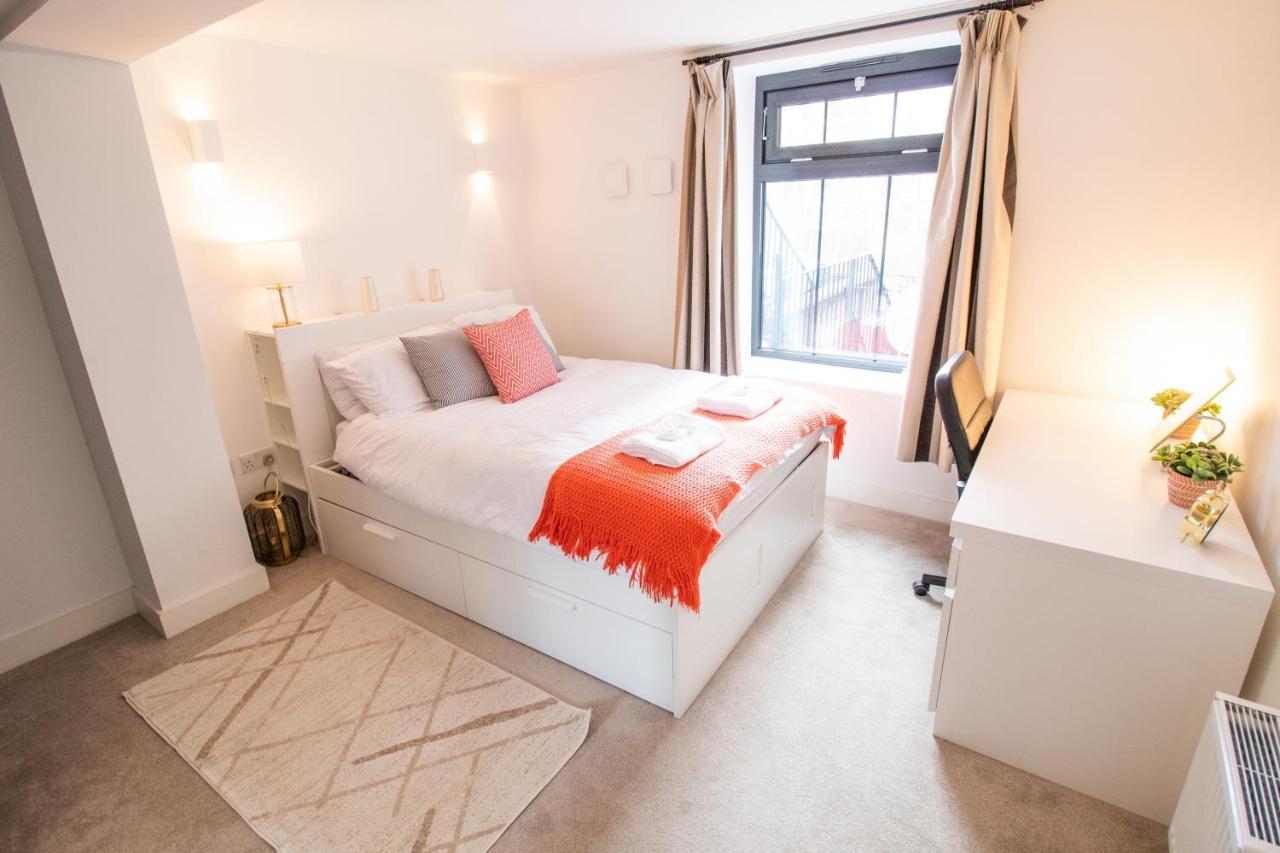 The New52 Oxford By 360Stays - Bespoke 2 Bed Luxury Apartment In The Heart Of Oxford City Centre With Parking Экстерьер фото